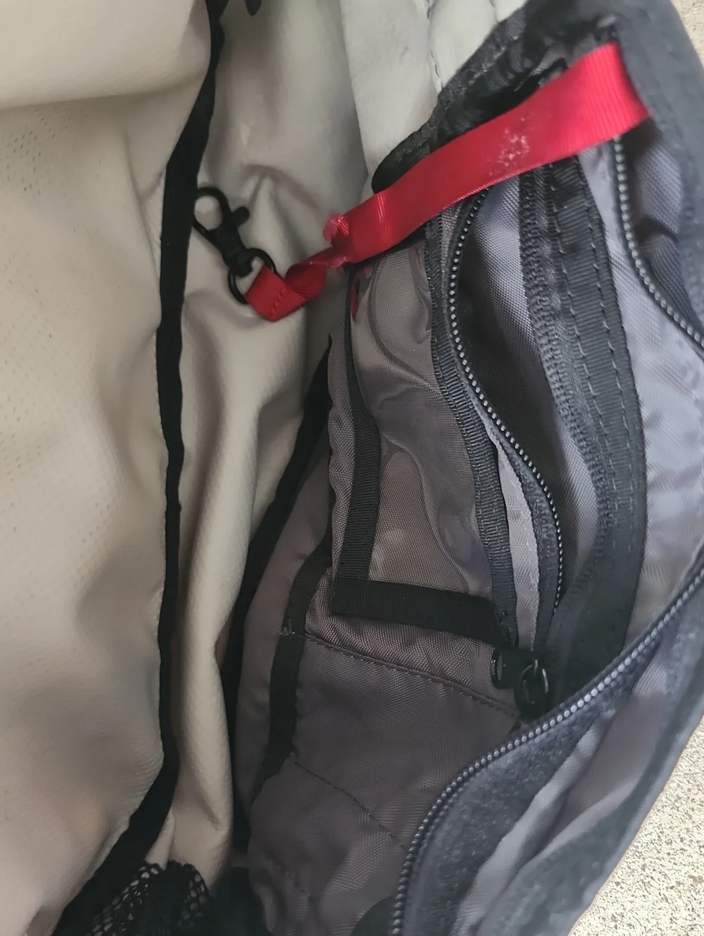 Timbuk2 Light Gray Messenger Bag with Black Trim and Yellow Logo